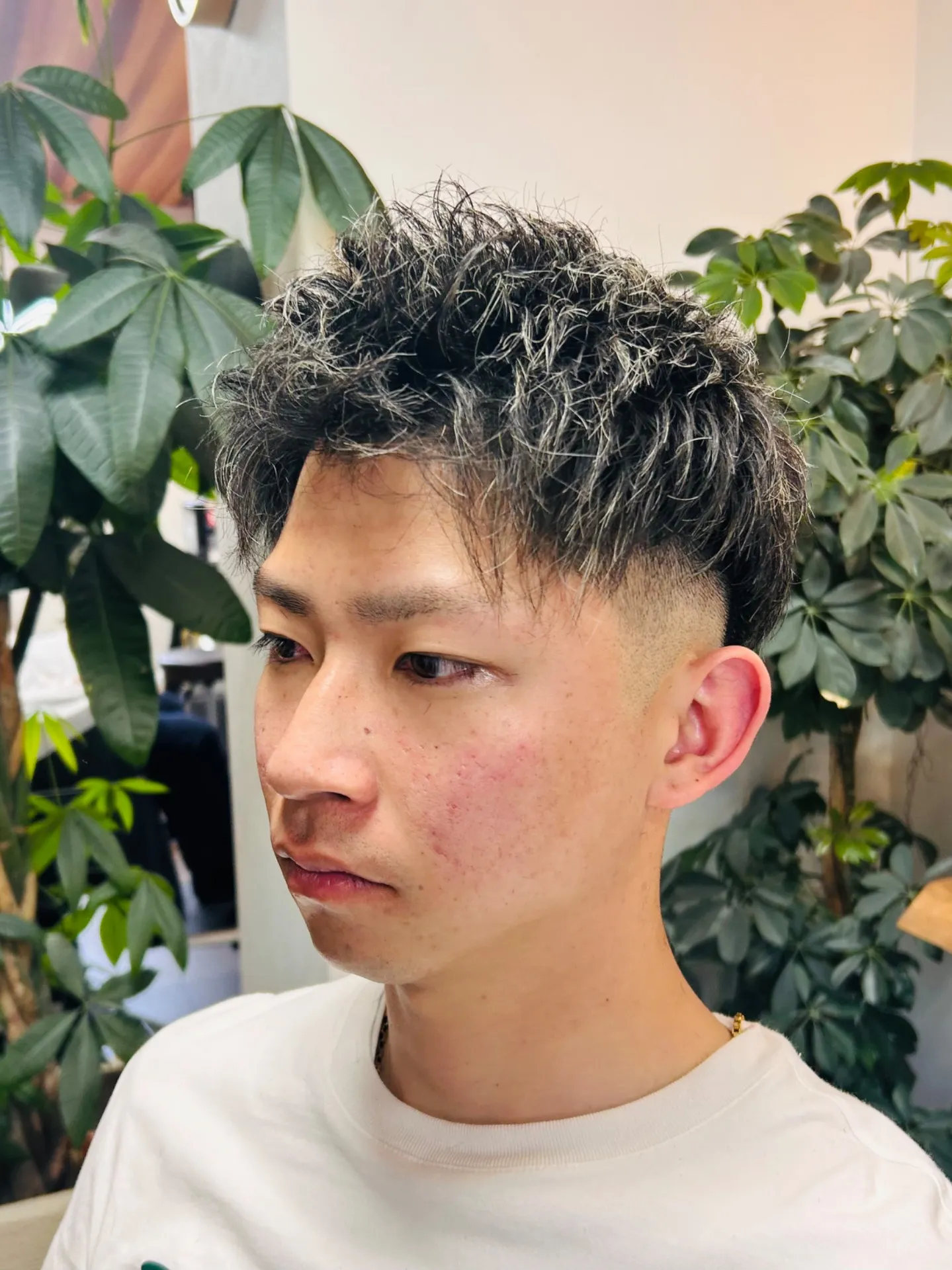 爽やかさ×エッジ：夏を先取る。極上フェードとメッシュで作る3Dショート【甲本雅人】